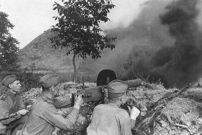 Soviet troops during the Battle of Kursk
